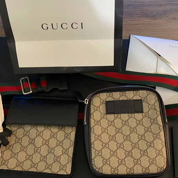 Gucci GG Supreme Belt Bag - Picture 10 of 10